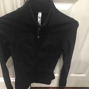 Size 4 lululemon jacket. Like new.